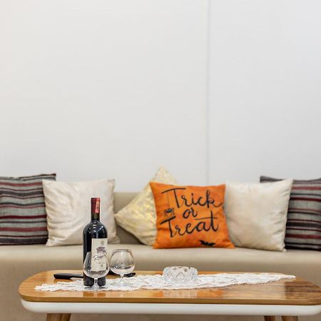 Free Parking Sudio Tirana Apartment ภายนอก รูปภาพ