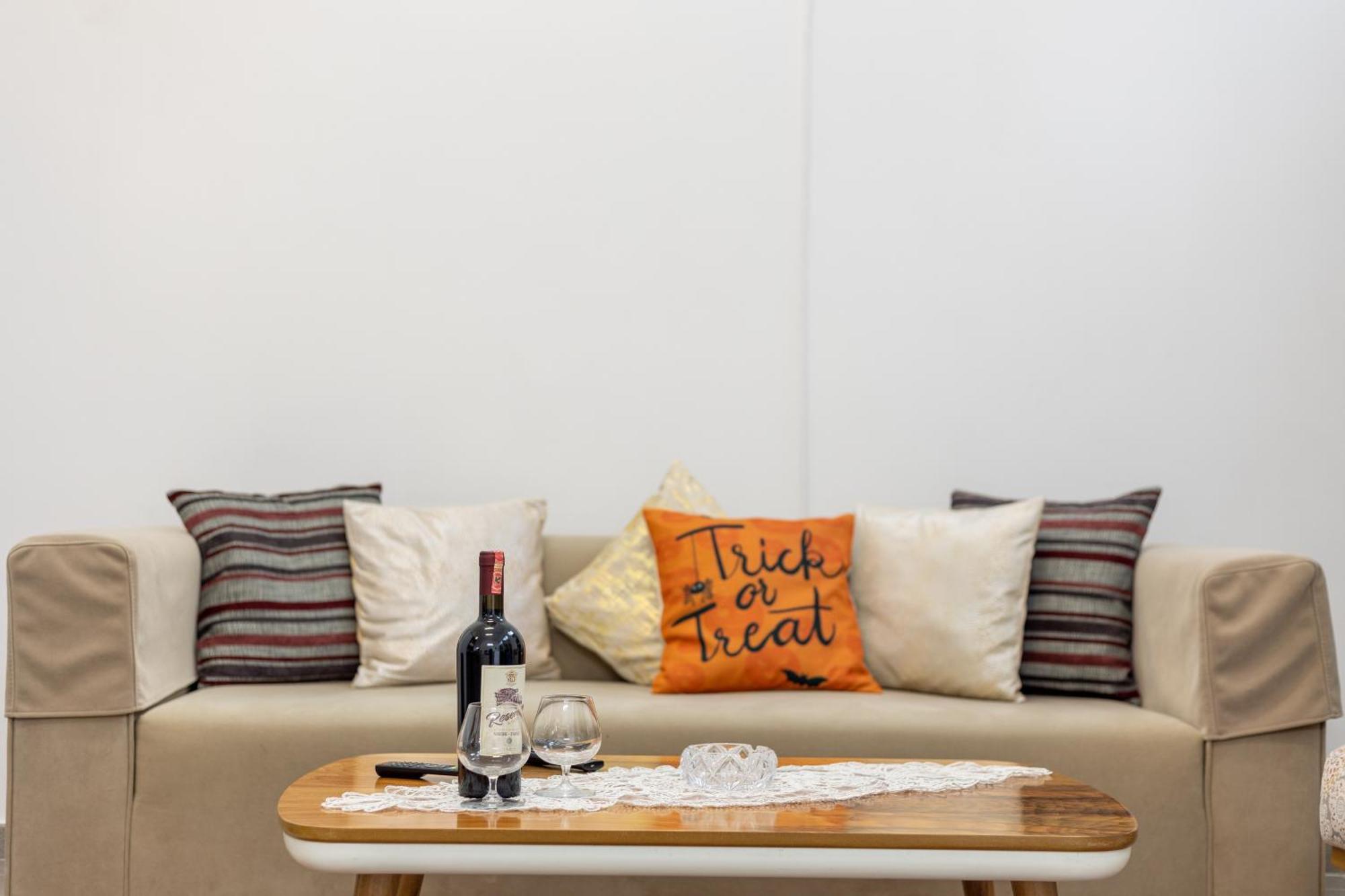 Free Parking Sudio Tirana Apartment ภายนอก รูปภาพ