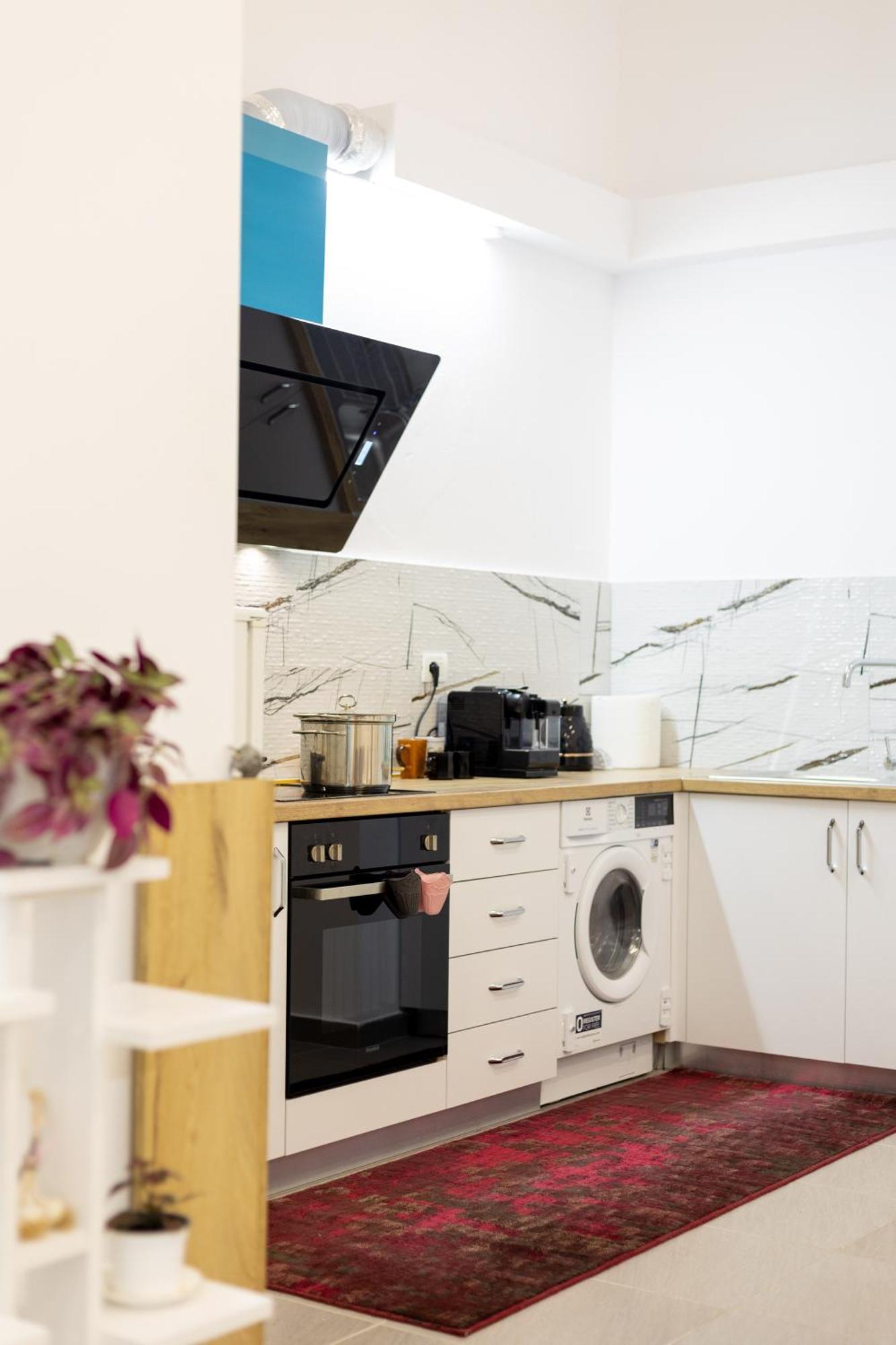 Free Parking Sudio Tirana Apartment ภายนอก รูปภาพ